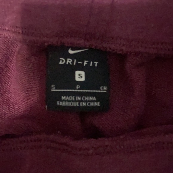 nike sweatshorts - Picture 3 of 3